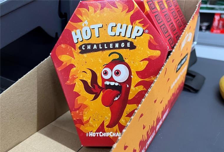 „Hot Chip Challenge“: Polizei findet 75 verbotene Packungen Die Chips der "Hot Chip Challenge" sind inzwischen verboten