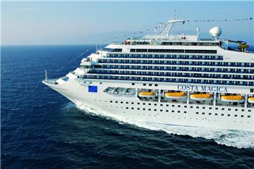 Die "Costa Magica" nimmt Kurs auf Bremerhaven.