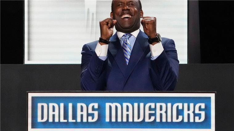 Die Dallas Mavericks haben unerwartet die Chance bekommen, Cooper Flagg zu verpflichten.