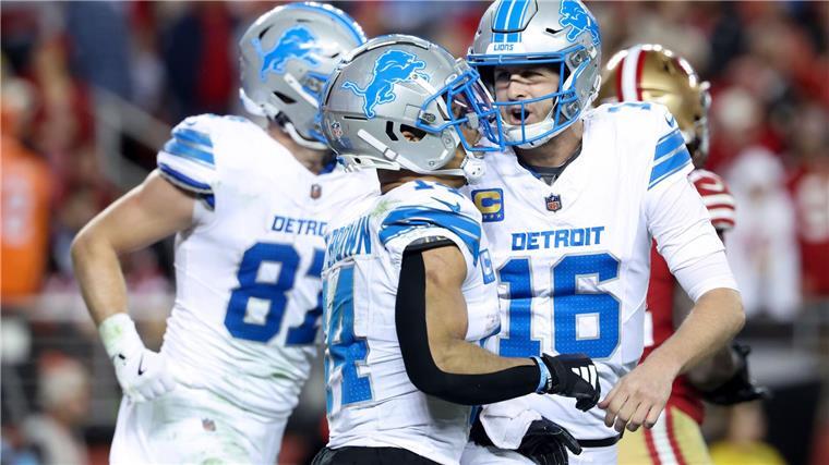 Die Detroit Lions um Quarterback Jared Goff (r.) und Wide Receiver Amon-Ra St. Brown spielen die beste Saison ihrer Geschichte.
