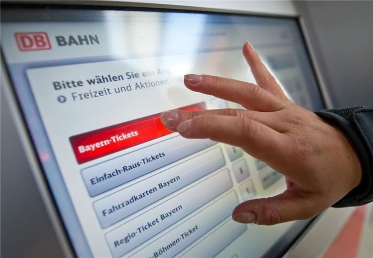 Deutsche Bahn kündigt Senkung des Super-Sparpreises an Die Deutsche Bahn macht die Tickets günstiger.