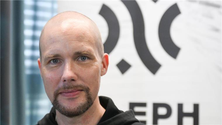 Deutsche Bank steigt bei KI-Start-up Aleph Alpha ein Die Deutsche Bank investiert in das von Jonas Andrulis gegründete KI-Start-up Aleph Alpha.