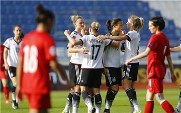 Die deutsche Frauen-Nationalmannschaft bejubelte gegen die Türkei insgesamt sechs Tore.