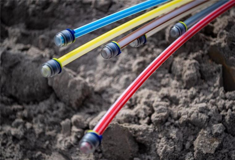 Glasfaser für Geestland: Stress mit Partnerfirma führt zu Verzögerung Die Deutsche Glasfaser treibt den Ausbau der digitalen Technik jetzt mit einem neuen Baupartner voran.