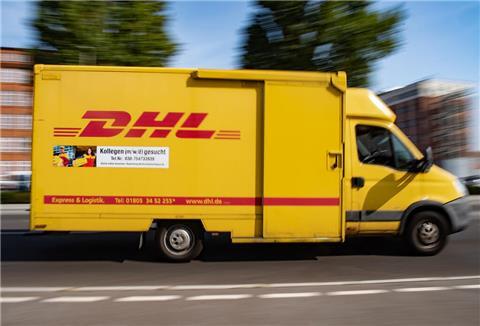 Die Deutsche Post und die DHL kommen in der Meinung der Bürger nicht gut weg.