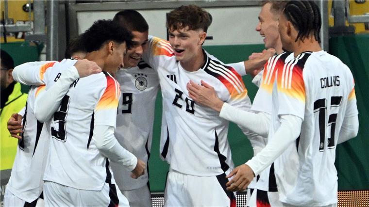 Die deutsche U21 will auch im letzten Länderspiel des Jahres jubeln.