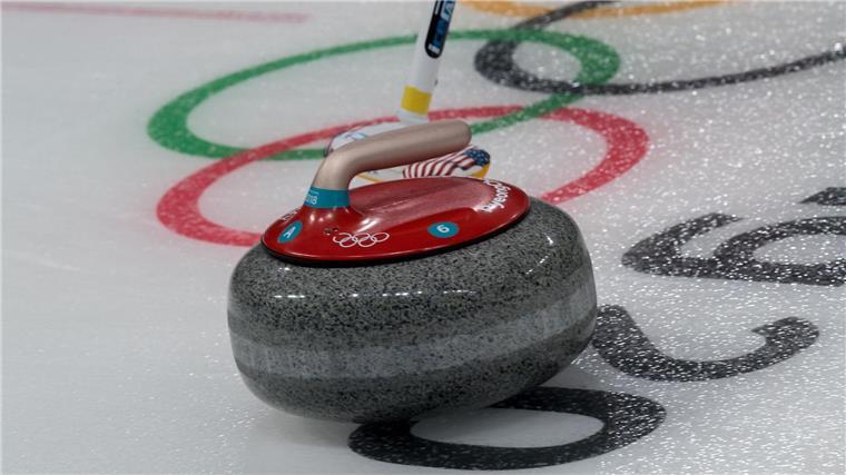Curling-Frauen wahren Chance auf Olympia-Quali Die deutschen Curling-Frauen dürfen weiter von der Olympia-Teilnahme träumen. (Archivbild)