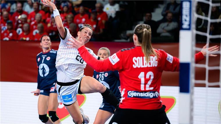 Kein Schaulaufen: Handball-Frauen brauchen Erfolgserlebnis Die deutschen Handballerinnen hoffen gegen Slowenien auf einen erfolgreichen EM-Abschluss.