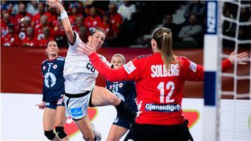 Die deutschen Handballerinnen hoffen gegen Slowenien auf einen erfolgreichen EM-Abschluss.