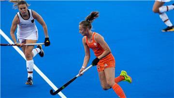 Die deutschen Hockey-Frauen lieferten sich mit Topfavorit Niederlande ein packendes Vorrunden-Duell.