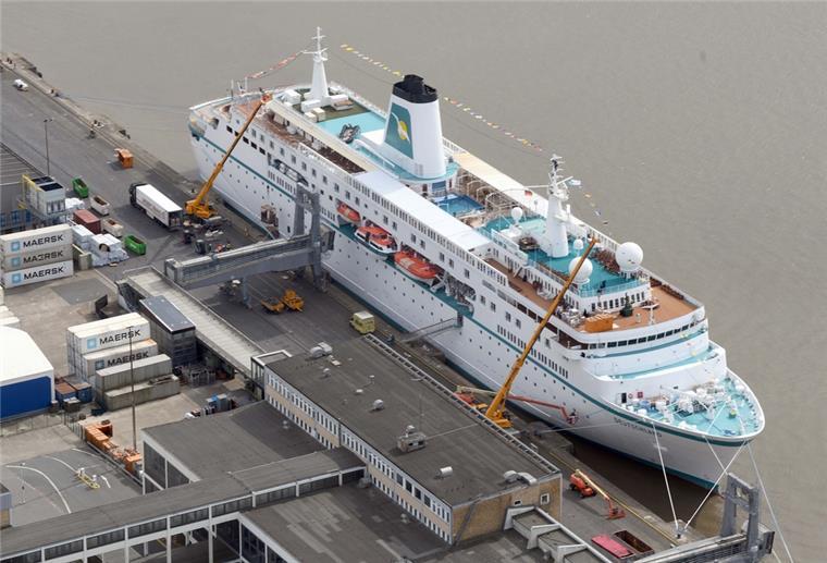 Die „Deutschland“ kommt wieder nach Bremerhaven Die „Deutschland“ an der Columbuskaje.