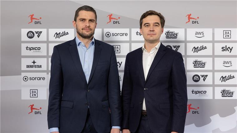 Die DFL-Geschäftsführer Marc Lenz (l) und Steffen Merkel wollen die Auslandsvermarktung mit einem eigenen TV-Angebot stärken. 
