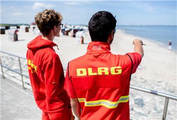 Die DLRG hat festgestellt, dass in den ersten sieben Monaten dieses Jahres wesentlich mehr Menschen ertrunken sind als im Vorjahr.