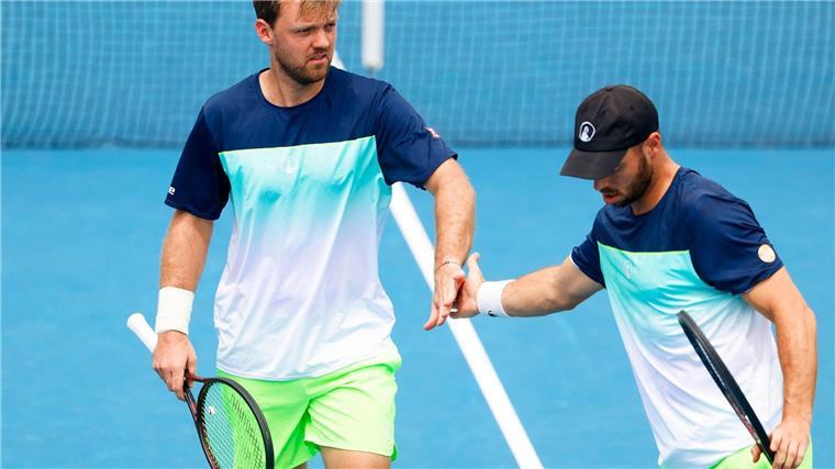 Doppel Krawietz/Pütz im Halbfinale der Australian Open Die Doppelspieler Kevin Krawietz (l) und Tim Pütz erreichen das Halbfinale der Australian Open.