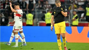 Die Dortmunder verließen das Stuttgarter Stadion bitter enttäuscht.