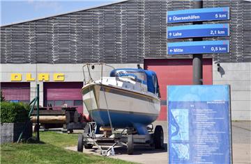 Die drei City-Port-Hallen an der Geeste bleiben erhalten und die Pächter darin auch. So hat die Stadt einstimmig am Mittwochabend beschlossen.  Foto Scheschonka