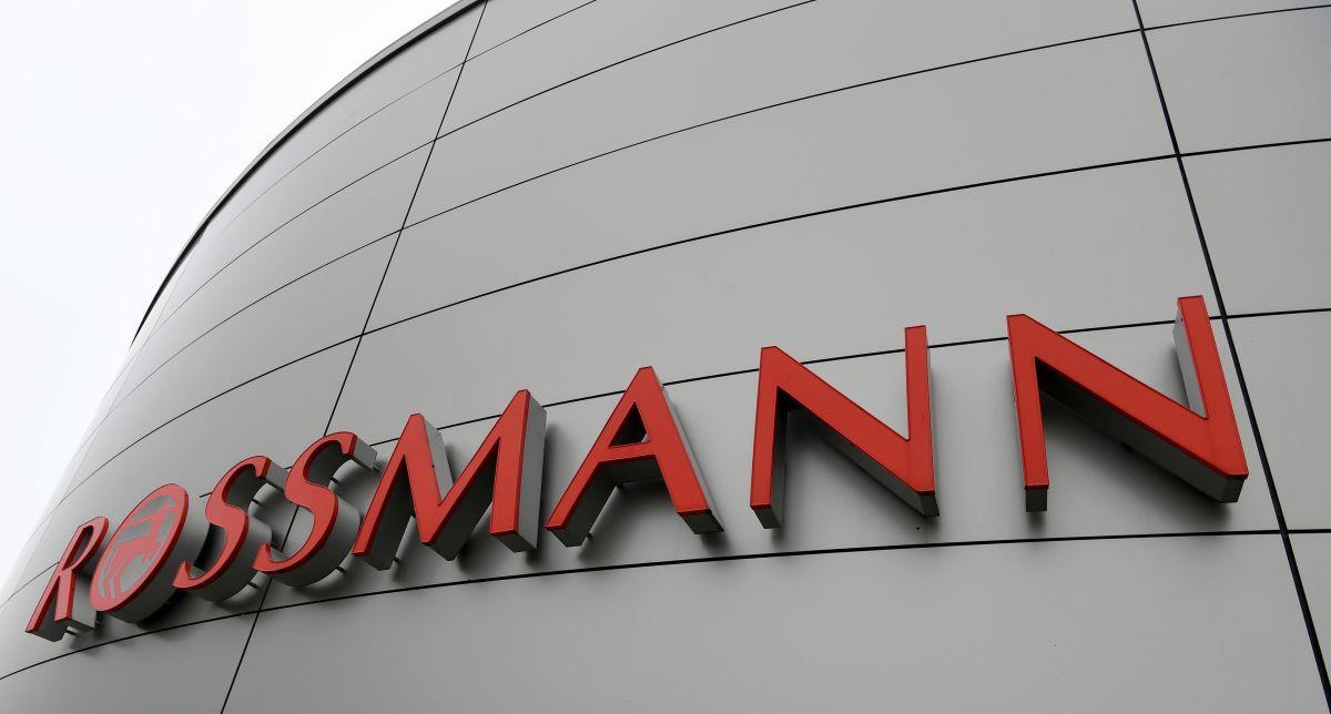 Die Drogeriekette Rossmann will weitere Filialen eröffnen.