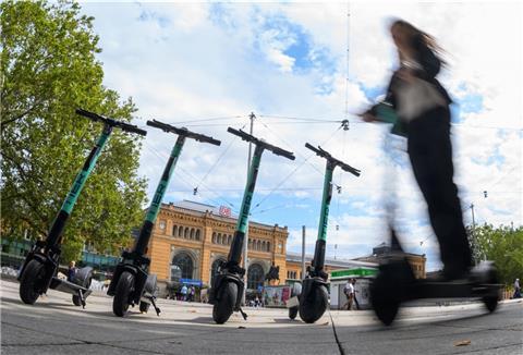 Die E-Scooter-Anbieter haben ihre Flotten in der Corona-Krise verkleinert.