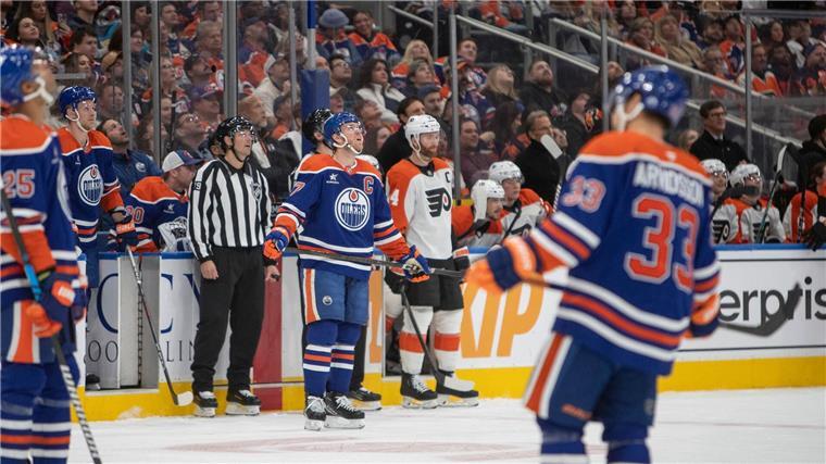 NHL: Draisaitl beendet Edmontons Pleitenserie Die Edmonton Oilers haben das Spiel gegen die Philadelphia Flyers am Ende noch gedreht.