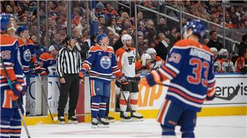 Die Edmonton Oilers haben das Spiel gegen die Philadelphia Flyers am Ende noch gedreht.
