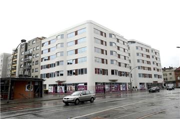 Die ehemalige Chefin der Nordsee-Pflege Gülsen Sariergin tritt ihre Haft im offenen Vollzug an.