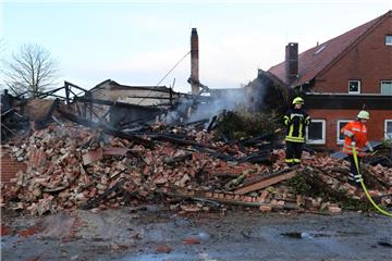 Die ehemalige Gaststätte Büttelmann in Appeln ist vollständig niedergebrannt. 