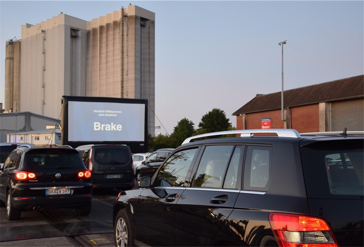 Kinos öffnen erst
 im Juli wieder Die einzigen Kinovorstellungen, die es in der Wesermarsch seit März gab, waren die im Braker Autokino vor Pfingsten.
