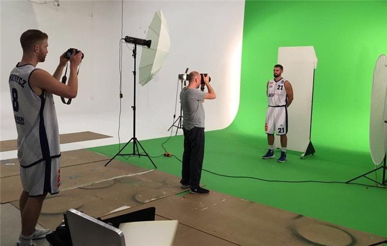 Die Eisbären Bremerhaven machen beim Fotoshooting eine gute Figur.