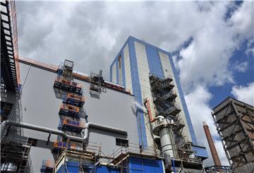 Die Entscheidung über den Verkauf der Bleihütte rückt näher: Am Dienstag finden die Gläubiger in Frankfurt zusammen, um über die Zukunft des Nordenhamer Unternehmens zu beraten.