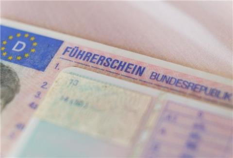 Die EU plant Änderungen am europäischen Führerscheinsystem. Nicht alle Vorschläge können dabei auf breiter Ebene überzeugen. (Symbolbild)