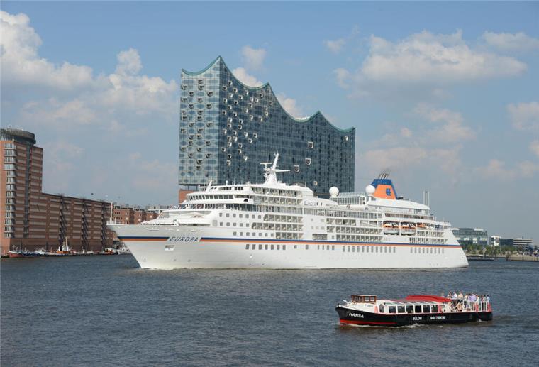 Kreuzfahrt: Diese Schiffe werden am Terminal in Bremerhaven erwartet Europa Kreuzfahrtschiff Wasser