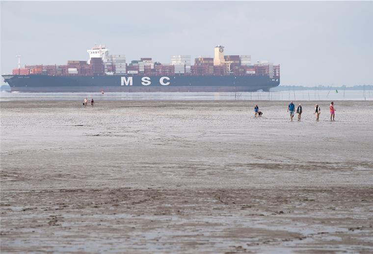 Die Europäische Umweltagentur EEA hat den jährlichen Badegewässer-Bericht vorstellt. Die Qualität am Nordseestrand Wremen (Foto) wurde als mangelhaft bewertet.