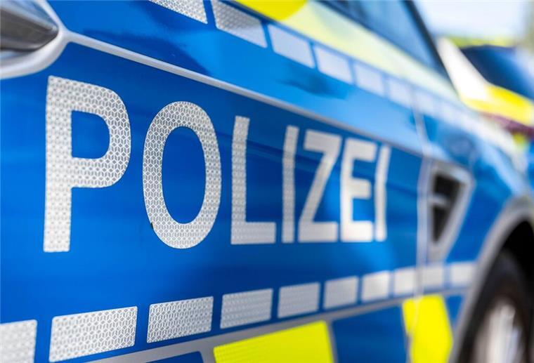 Pärchen schlägt und tritt 68-Jährigen ins Krankenhaus - Polizei ermittelt Polizeiau