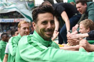 Die Fans hoffen auf seine Rückkehr: Claudio Pizarro meldete sich fit.