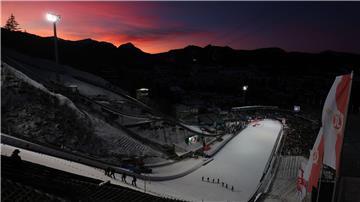 Die fast leere Arena in Oberstdorf.