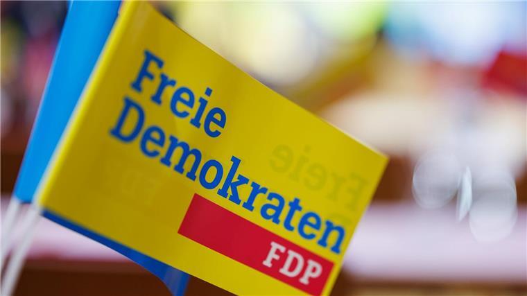 FDP-Landesverbände sehen Schaden für Partei Die FDP-Landeschefs in Bremen und Niedersachsen sehen ihre Partei wegen des detaillierten Drehbuchs zum Ausstieg aus der Ampelkoalition beschädigt. (Symbolbild)