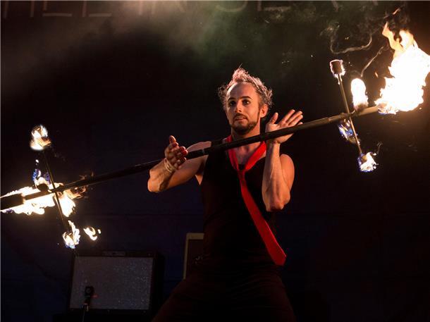 Feuerartisten von „Flamba“ aus Hamburg