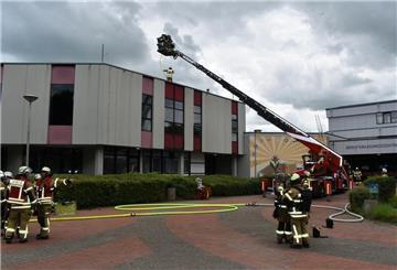 Die Feuerwehr ist Donnerstagnachmittag zum Berufsbildungszentrum in Brake ausgerückt.