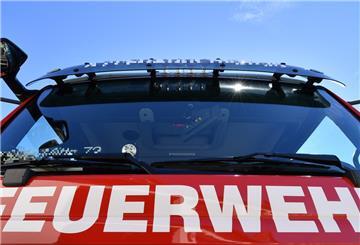 Die Feuerwehr (Symbolbild) musste am Sonnabendnachmittag ausrücken, um einen Brand in der Soltauer Straße in Rotenburg zu löschen.
