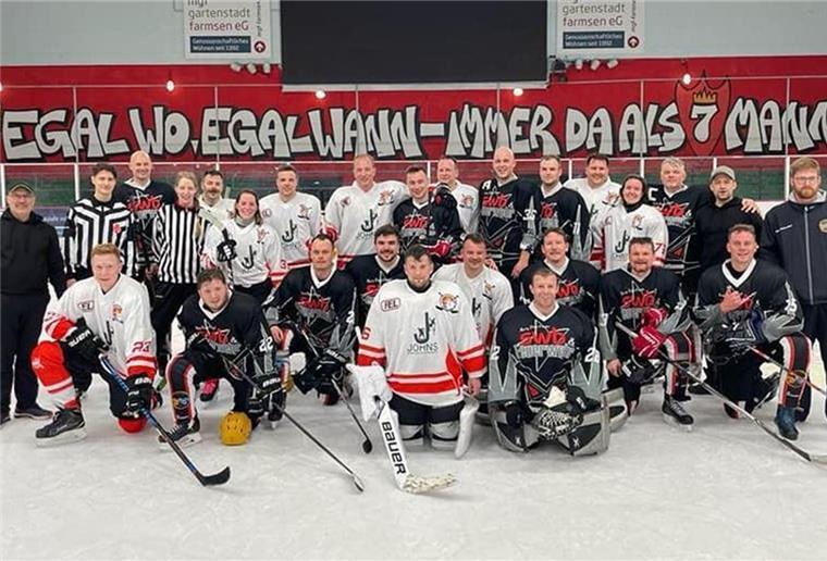 Seestadt-Feuerwehr holt fünften Platz bei Eishockeymeisterschaft Fischtown Firefighter, Eishockeymannschaft.