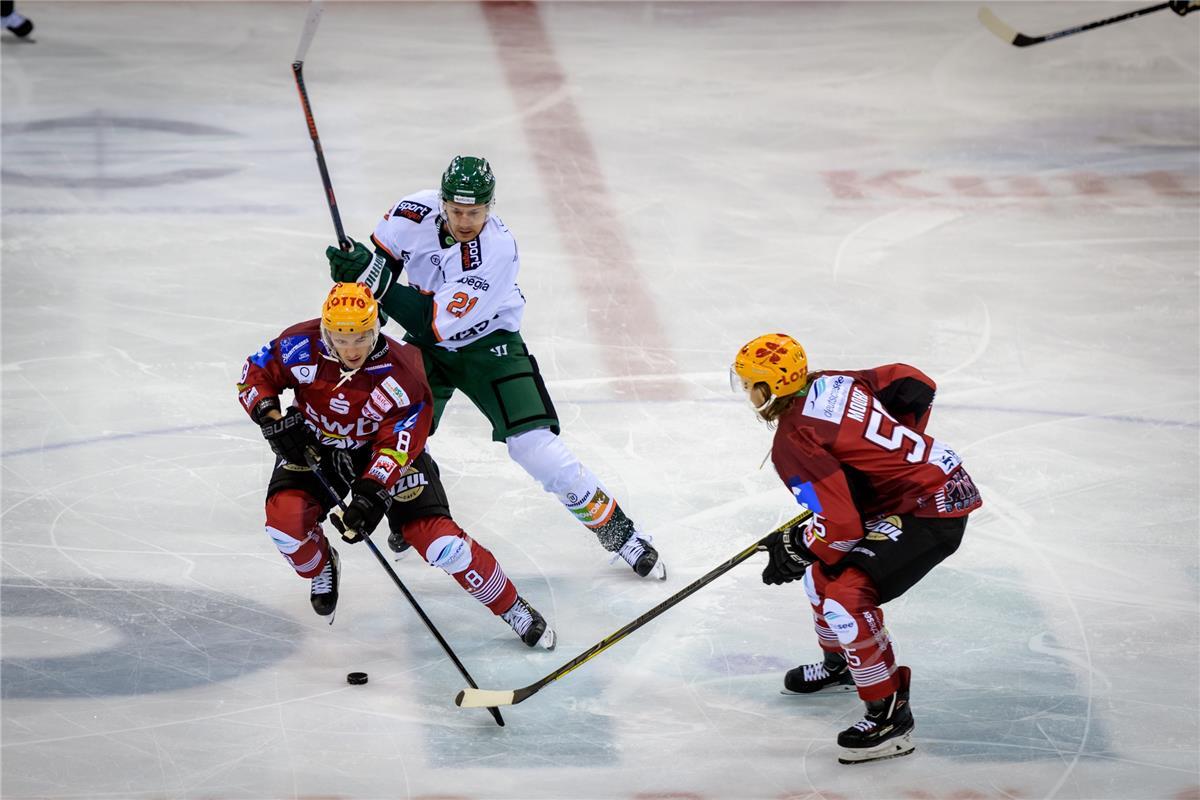 Fischtown Pinguins feiern Sieg zum Abschluss der Vorbereitung Die Fischtown Pinguins gewannen das Spiel um Platz drei beim SWB-Cup gegen Kristianstads IK aus Schweden.