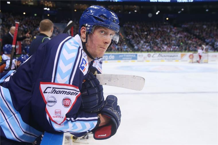 Die Fischtown Pinguins spielen am Freitag gegen Iserlohn. Ex-NHL-Star Christoph Schubert ist dann als Experte für Magenta Sport im Einsatz. 