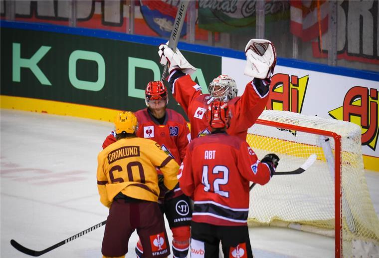 Schweizer Zeitung adelt Fischtown Pinguins vor CHL-Viertelfinale - und stichelt Die Fischtown Pinguins wissen, wie man Servette Genf knacken kann. Im ersten Spiel der Saison schlugen die Bremerhavener den aktuellen CHL-Titelträger mit 3:2.