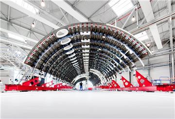 Die Flugzeugindustrie braucht neue Fachkräfte.