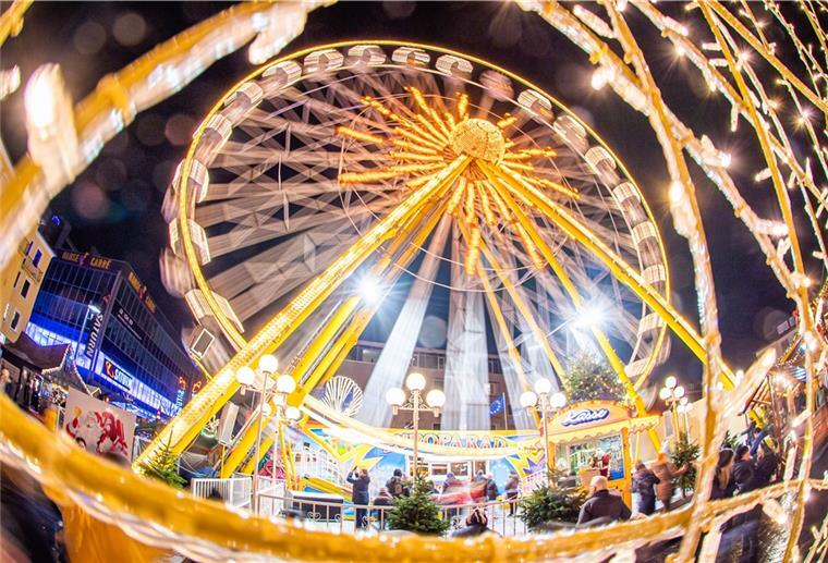 Bremerhavener Weihnachtsmarkt: Viele Freiheiten für Besucher Die Freude ist groß: Es wird 2021 einen Weihnachtsmarkt in Bremerhaven geben. Bislang sind viele Freiheiten vorgesehen. Foto: Hartmann
