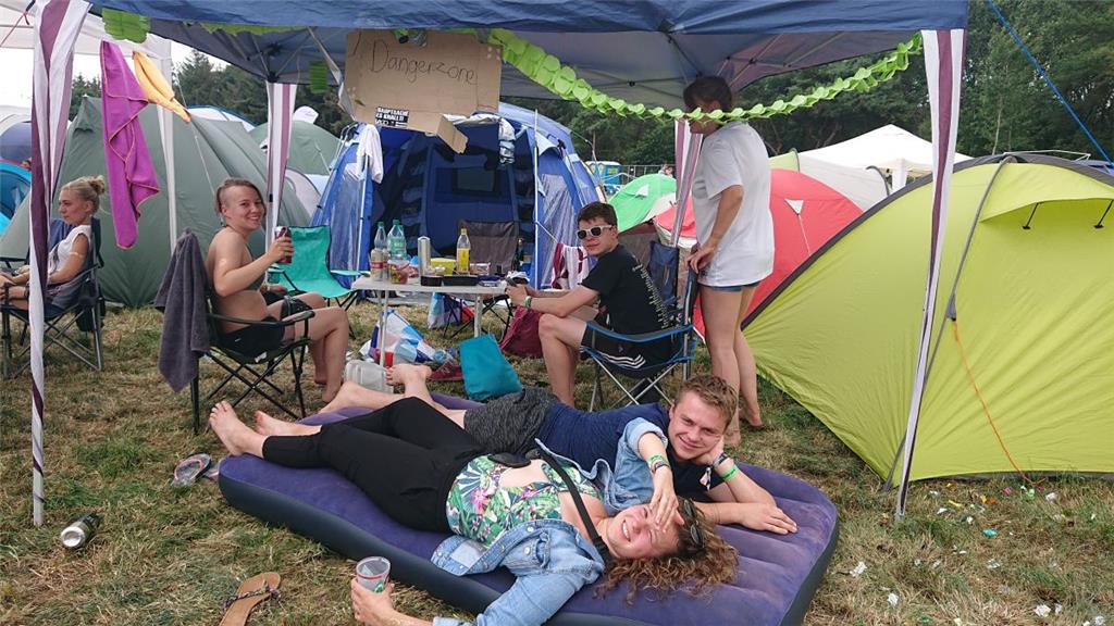 Die Freunde aus Bremen bewegen sich gern in der Dangerzone! Vor allem beim Deich...