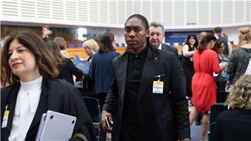 Die frühere Läuferin Caster Semenya führt seit Jahren einen langwierigen Rechtsstreit.