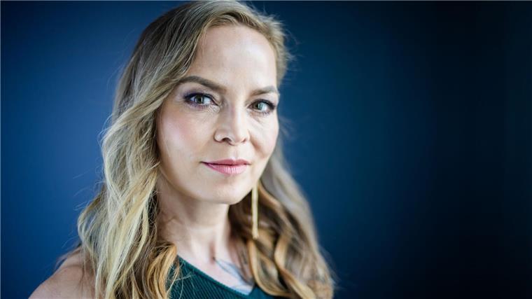 Halmich beklagt fehlende Beachtung deutscher Boxer im TV Die frühere Profiboxerin Regina Halmich beklagt die fehlende TV-Plattform für deutsche Boxerinnen und Boxer.