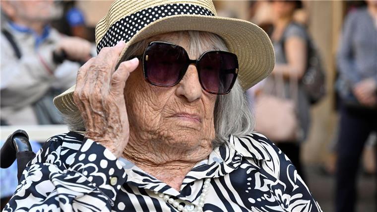 Die fünffache ungarische Olympiasiegerin im Turnen, Agnes Klein, starb im Alter von 103 Jahren. 