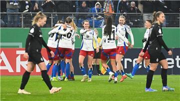 Die Fußballerinnen des HSV werden im Pokal-Halbfinale vor einer nationalen Rekordkulisse spielen.
